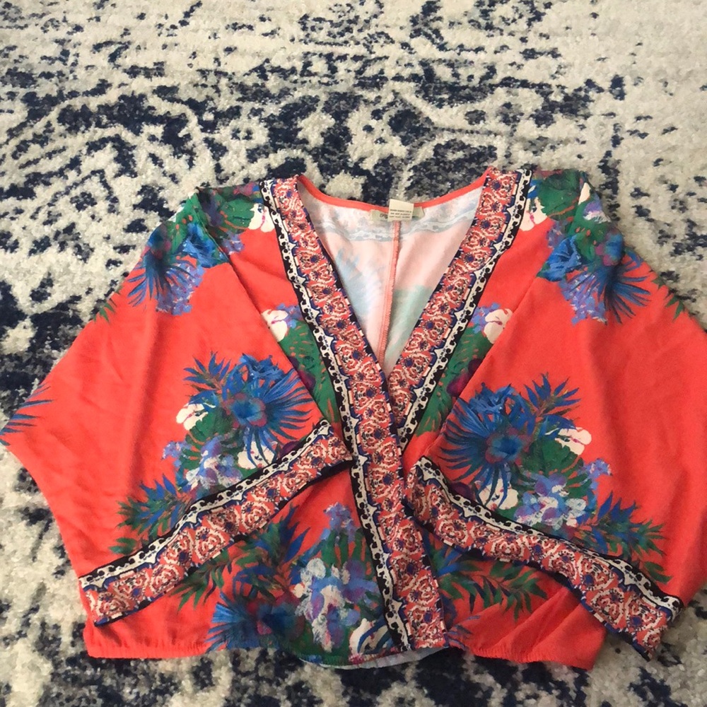 Tropical top